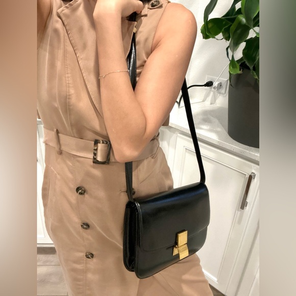 Auth CELINE Classic Smooth Calfskin Medium Box Bag w/ Strap - Picture 2 of 16